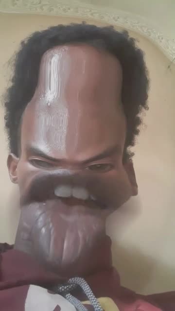 Preview for a Spotlight video that uses the ForeHeadDistort Lens