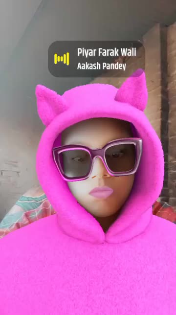 Preview for a Spotlight video that uses the Cute Hoodie Lens