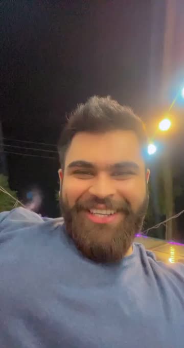 Preview for a Spotlight video that uses the shiny face Lens