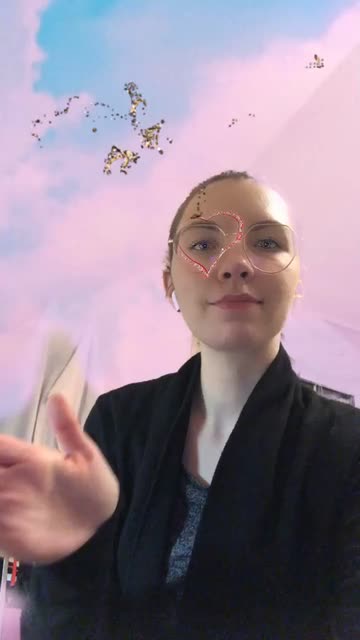 Preview for a Spotlight video that uses the Taylor Swift Lover Lens