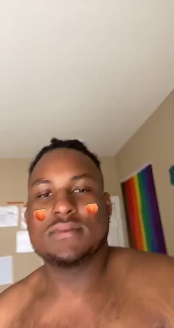 Preview for a Spotlight video that uses the Peach Lens