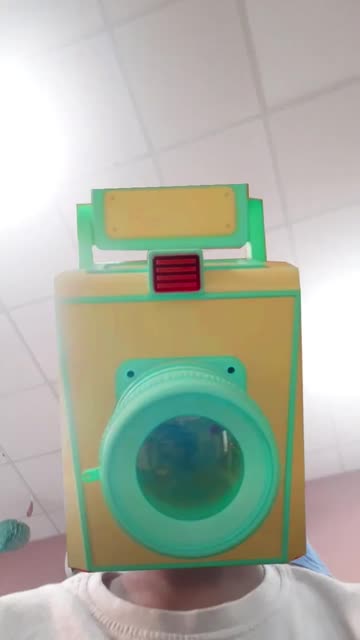Preview for a Spotlight video that uses the TWICE camera Man Lens