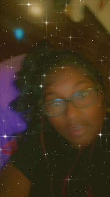 Preview for a Spotlight video that uses the Soft Stars Lens