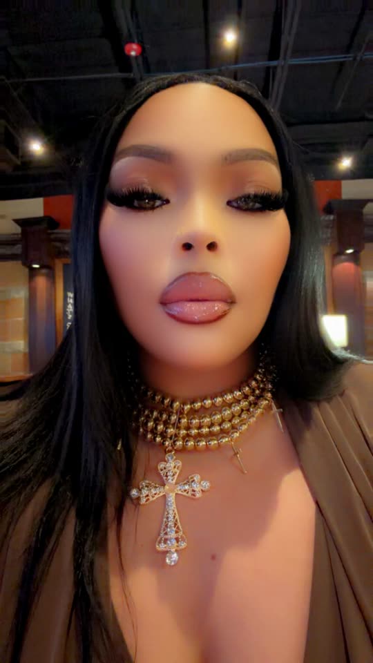 Rosegoldbarbie🌹 Spotlight #fapchati6