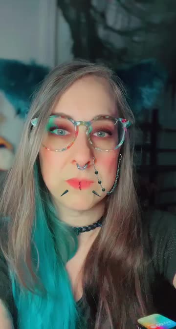 Preview for a Spotlight video that uses the Nose Chain Retouch Lens