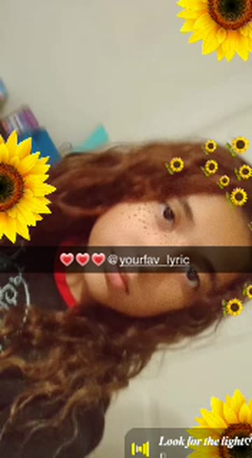Preview for a Spotlight video that uses the Sunflowers Lens