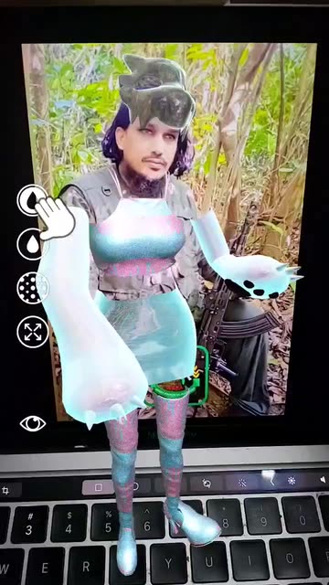 Preview for a Spotlight video that uses the Kawaii Metal Fashi Lens