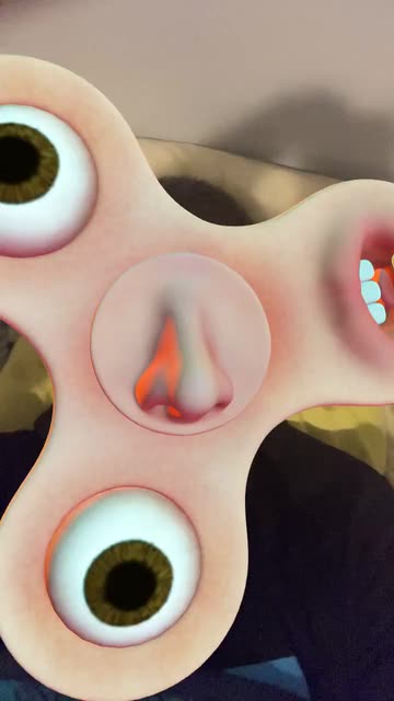 Preview for a Spotlight video that uses the Live Spinner Lens