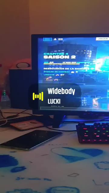 Preview for a Spotlight video that uses the Horizontal Stretch Lens