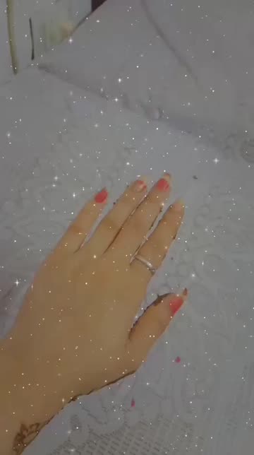 Preview for a Spotlight video that uses the Full of Stars Lens
