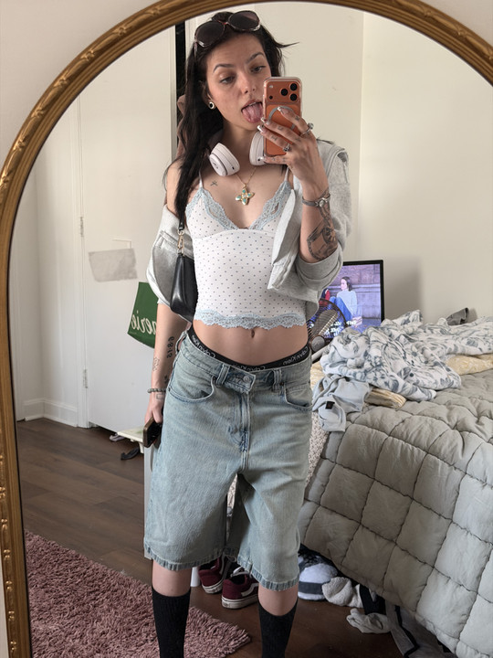 carlywrldxxx