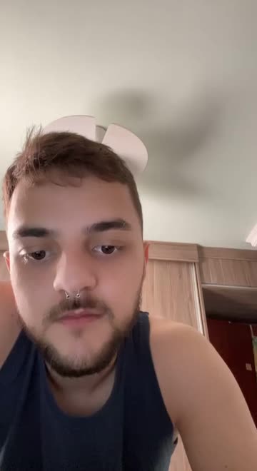 Preview for a Spotlight video that uses the piercings Lens