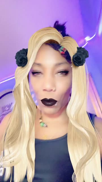 Preview for a Spotlight video that uses the Gothic Blonde Lens