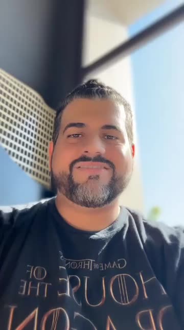 Preview for a Spotlight video that uses the Center Stage Lens