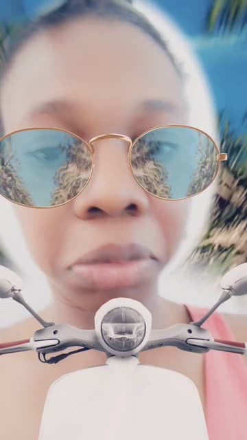 Preview for a Spotlight video that uses the Tropical Ride Lens