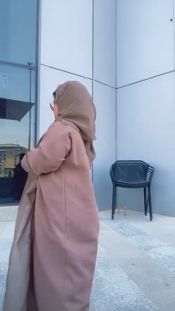Preview for a Spotlight video that uses the KHAWLA soft Lens