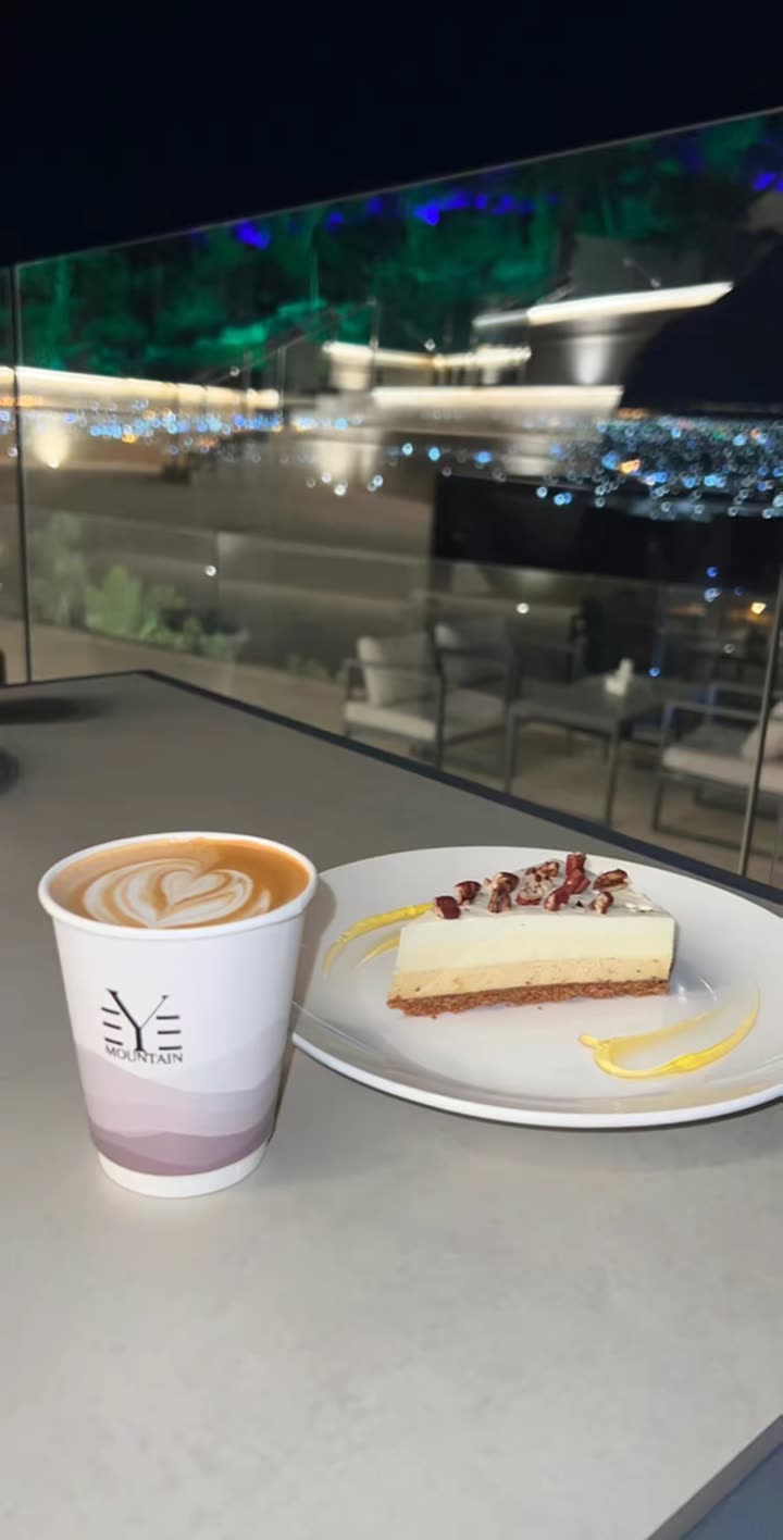 محتوى سناب شات لـ عطاالله