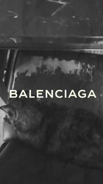 Preview for a Spotlight video that uses the BALENCIAGA Lens