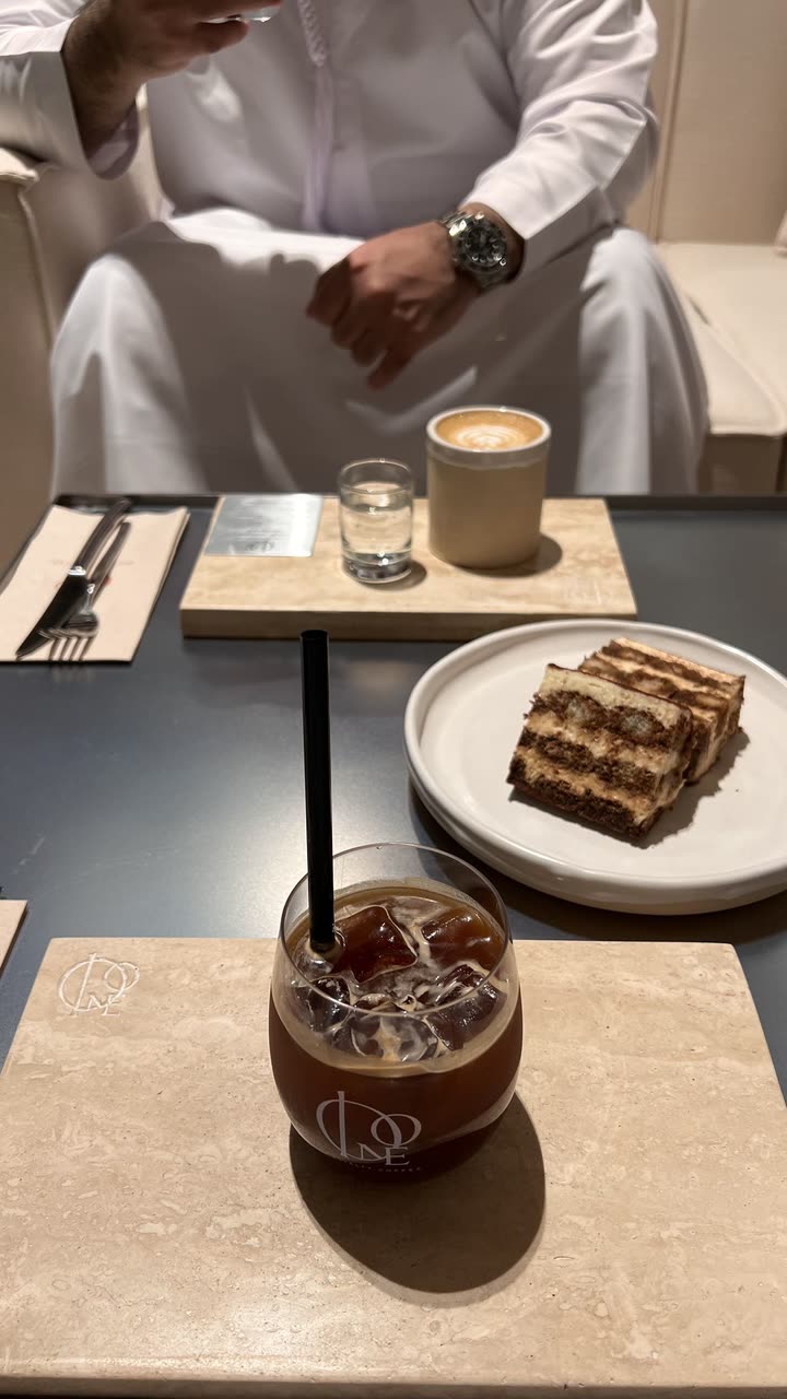 محتوى سناب شات لـ mń