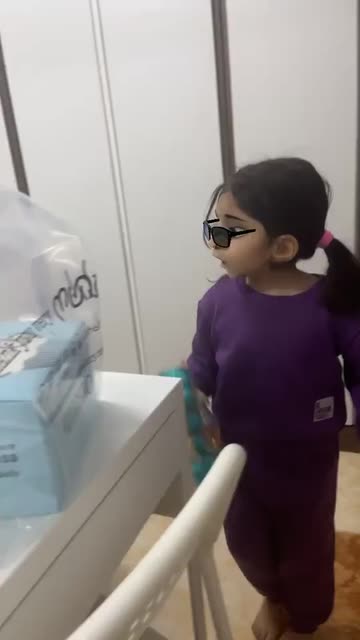 Preview for a Spotlight video that uses the VIPixar Lens