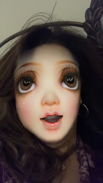 Preview for a Spotlight video that uses the Good Dolly Lens