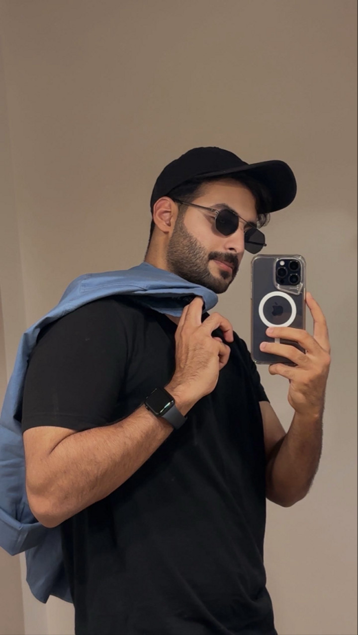 محتوى سناب شات لـ Talal. Q