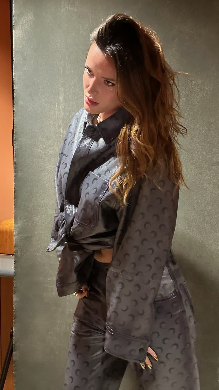 محتوى سناب شات لـ Bella Thorne