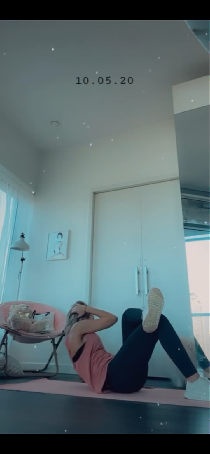 قصة سناب شات للحساب modelroz رقم 289