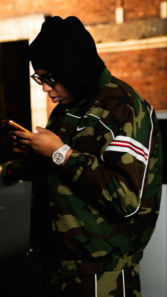 thatsvonoff1700