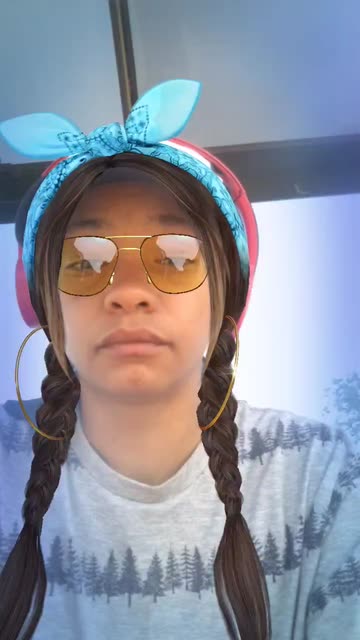 Preview for a Spotlight video that uses the cute 3 Lens