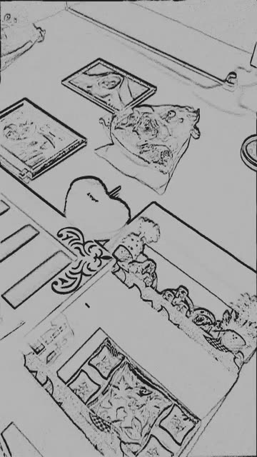 Preview for a Spotlight video that uses the Pencil scetch Lens