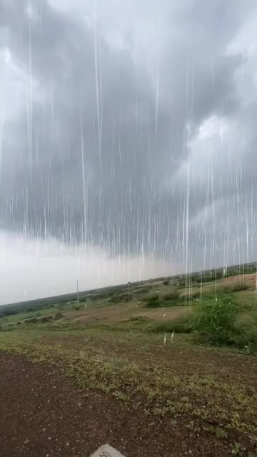 Preview for a Spotlight video that uses the Heavy Rain Lens