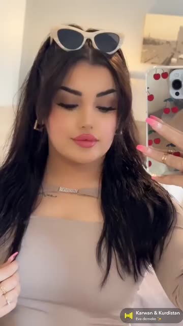 Preview for a Spotlight video that uses the Light Filter Lens