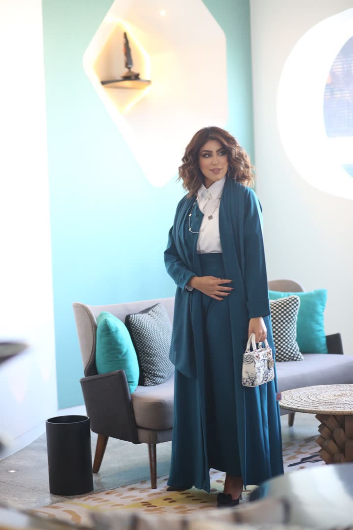 محتوى سناب شات لـ خلود اللميع 🪭 Aloooloo 🦚