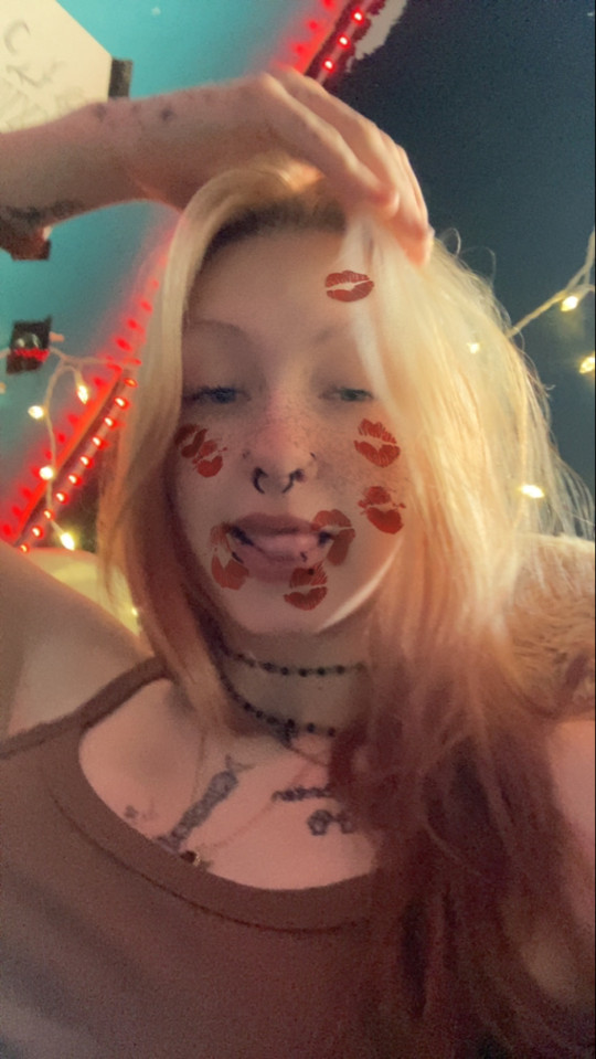 helovesalex01
