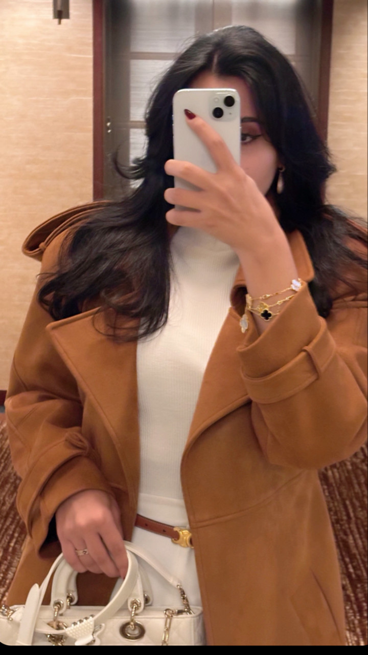 محتوى سناب شات لـ الجوهرة السبيعي في باريس 🇫🇷?