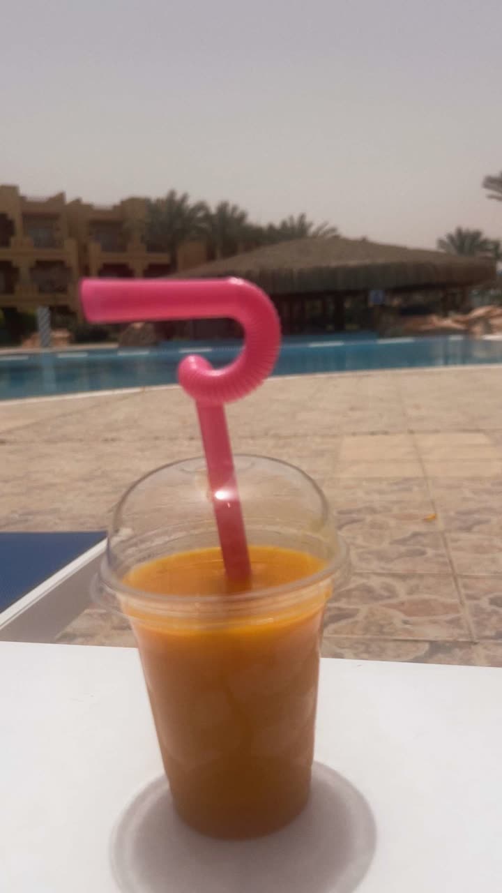 محتوى سناب شات لـ raghida Chalhoub