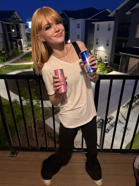 jadecoffinn