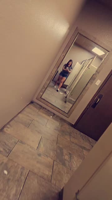 beenicole986