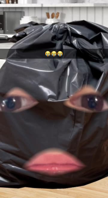 Preview for a Spotlight video that uses the Garbage bag Lens