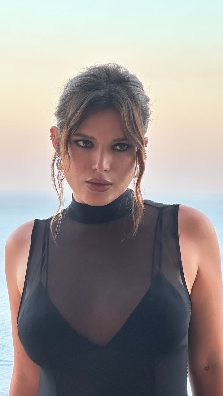 محتوى سناب شات لـ Bella Thorne