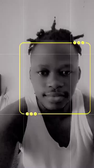 Preview for a Spotlight video that uses the Smile Focus Lens