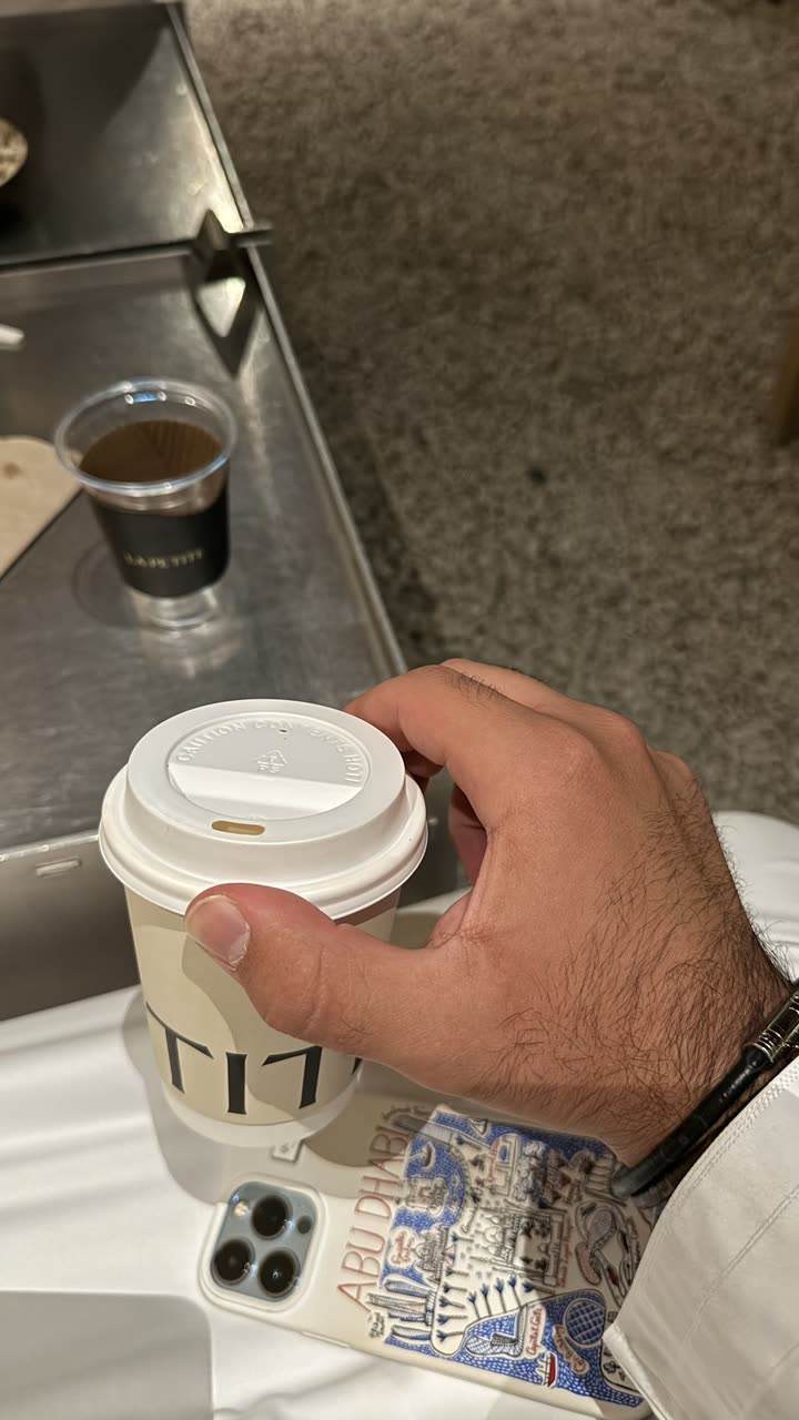 محتوى سناب شات لـ mń