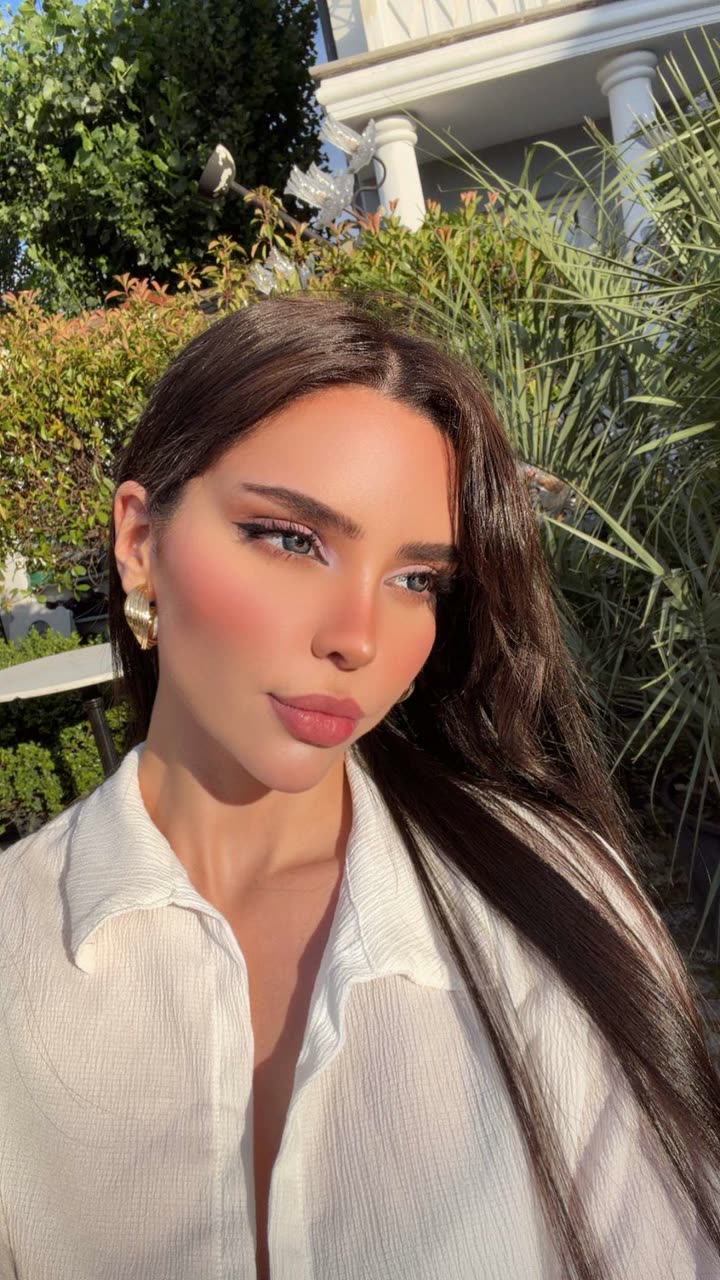 محتوى سناب شات لـ فرح رازم في دبي 🇦🇪