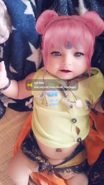Preview for a Spotlight video that uses the Pink Bun's Hairstyle Lens