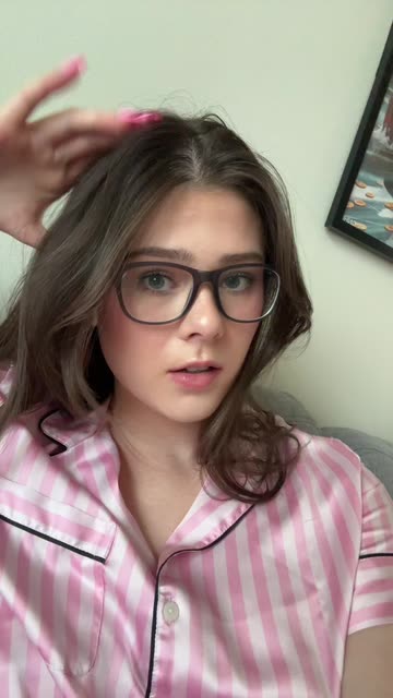 Shayna Loren