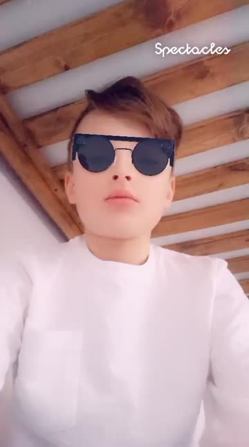 Preview for a Spotlight video that uses the Spectacles Try-On Lens