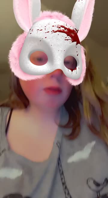 Preview for a Spotlight video that uses the Creepy Bunny Mask Lens