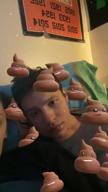 Preview for a Spotlight video that uses the Poop Choir Lens