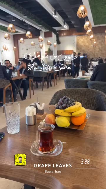 Preview for a Spotlight video that uses the expressions Lens